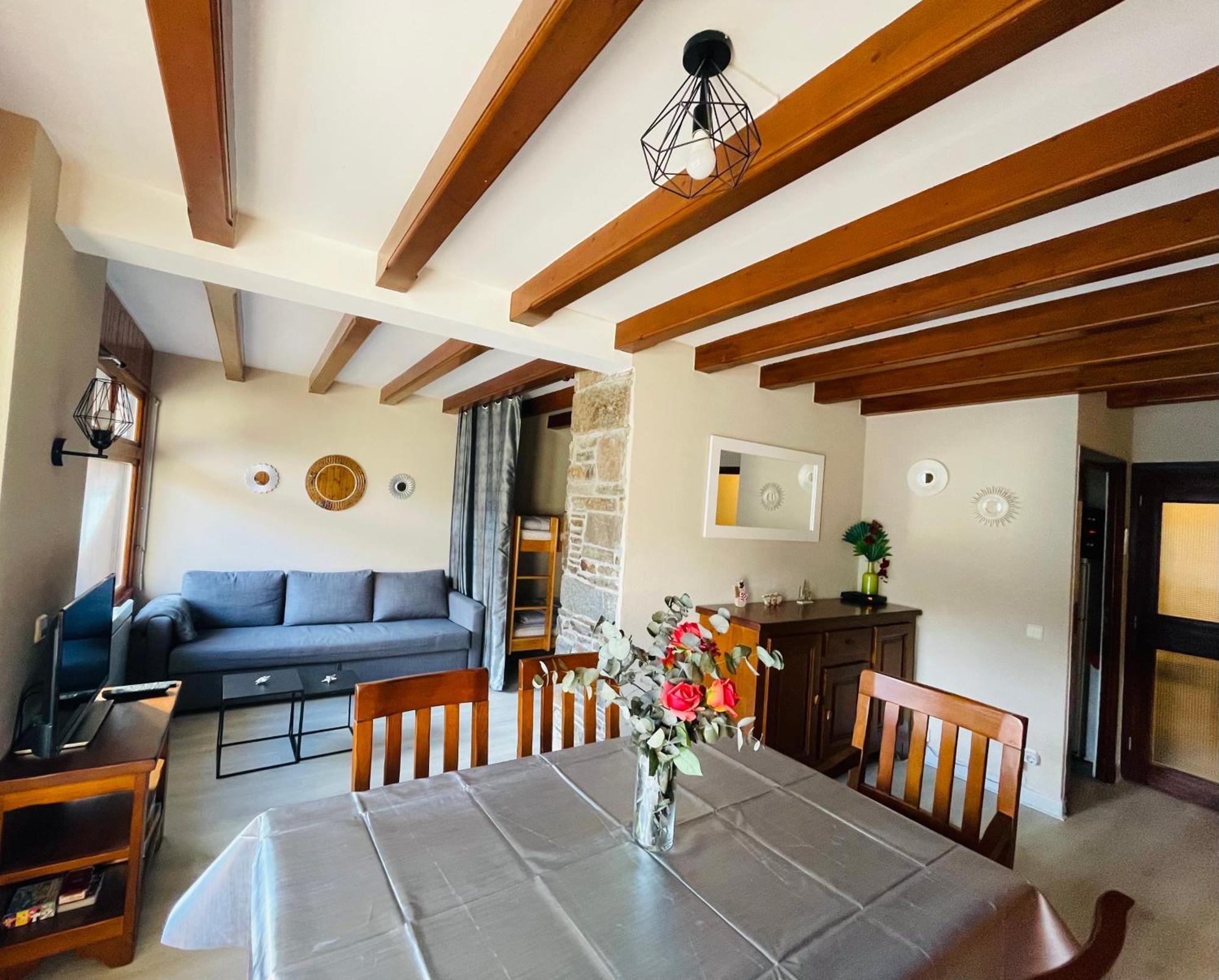 Appartement 58 M2 Avec Piscine Interieure Vue Montagne Centre Village , Parking Prive Saint-Lary-Soulan Exteriér fotografie